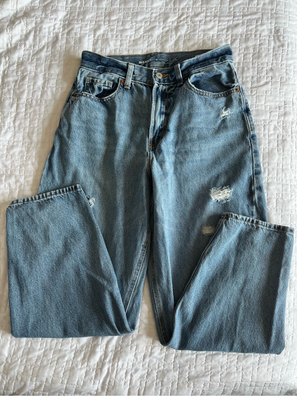Old Navy Distressed Extra High-Waist Jeans